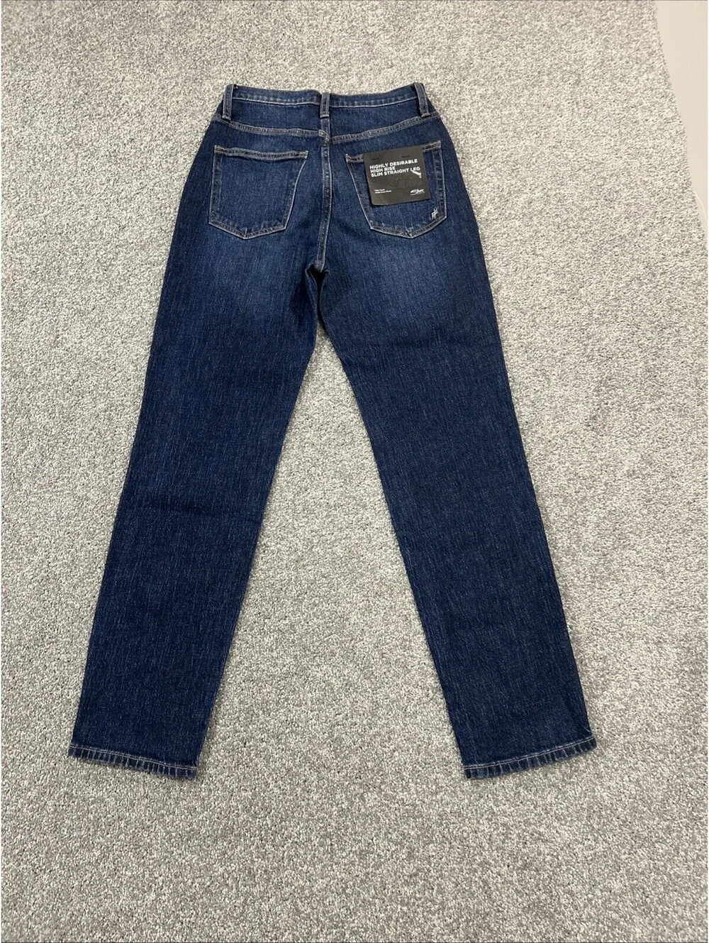 Silver Jeans Highly Desirable Women’s Slim Straight Jeans Size 24 24x28 - Picture 9 of 9